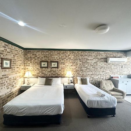 Sir Francis Drake Motel Heatherbrae Eksteriør billede